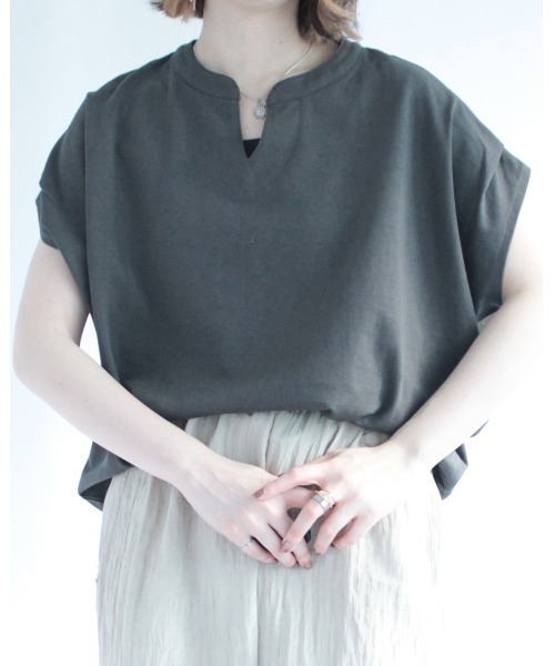 amini(アミニ)の「キーネックフレンチスリーブカットソー(Tシャツ/カットソー・レディース・アイボリー/ブラック/チャコールグレー/ピンク・MEDIUM)」の20枚目の写真
