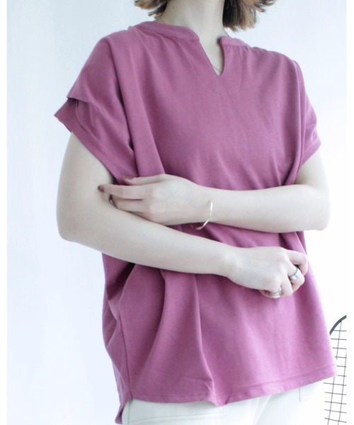 amini(アミニ)の「キーネックフレンチスリーブカットソー(Tシャツ/カットソー・レディース・アイボリー/ブラック/チャコールグレー/ピンク・MEDIUM)」の6枚目の写真