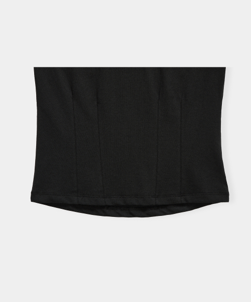 ETRE AU SOMMET(エトレオソメ)の「Dart Line V-Neck Slim Top (Black)(Tシャツ/カットソー・レディース・ブラック・FREE)」の2枚目の写真