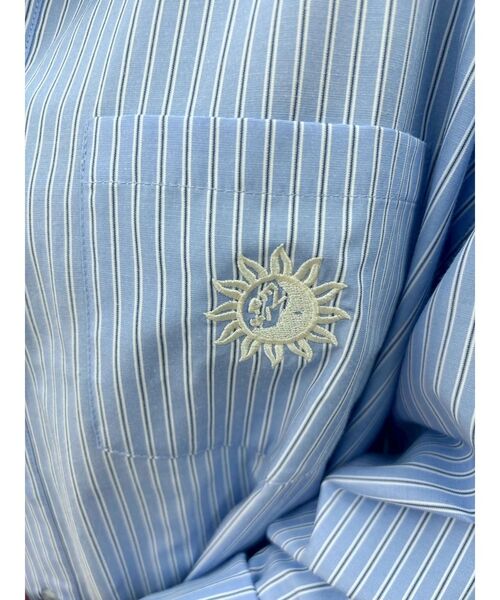 EVRIS（エヴリス）の「SUNNYオーバーサイズシャツ（シャツ/ブラウス・レディース・ブルー/グレー/イエロー・FREE）」の12枚目の写真