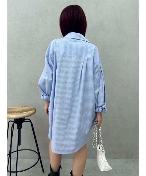 EVRIS（エヴリス）の「SUNNYオーバーサイズシャツ（シャツ/ブラウス・レディース・ブルー/グレー/イエロー・FREE）」の16枚目の写真