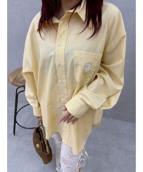 EVRIS（エヴリス）の「SUNNYオーバーサイズシャツ（シャツ/ブラウス・レディース・ブルー/グレー/イエロー・FREE）」の20枚目の写真