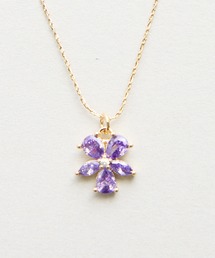 Zoule（ゾーラ）の「Zoule ゾーラ：FLOWER LETTER SERIES　jewel flower letter4　花言葉　スミレ　バラ　ネックレス（ネックレス）」