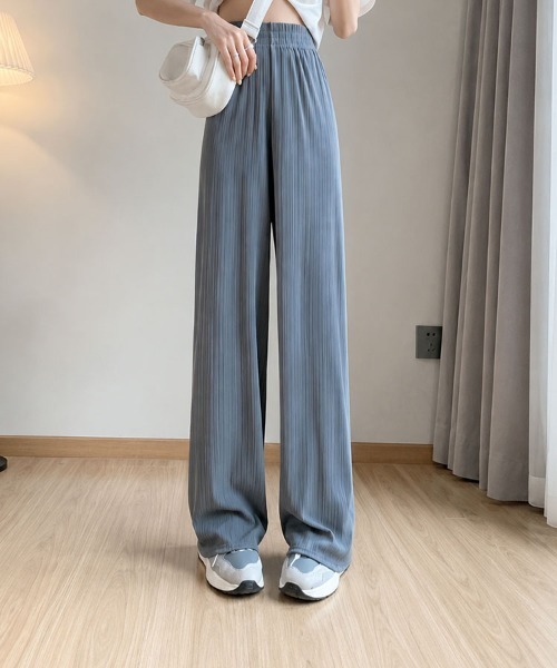 mielu(ミエル)の「ウエストゴムプリーツルーズパンツ(その他パンツ・レディース・グレー/グリーン/アイボリー/ブラック/ベージュ・LARGE/MEDIUM)」の1枚目の写真