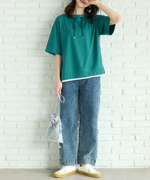 BELLUNA PLUS(ベルーナ)の「ワイドネックデザイン重ね着風プルオーバー(Tシャツ/カットソー・レディース・グリーン/ライトグレー/イエロー/ネイビー・LARGE/MEDIUM/X-LARGE)」の15枚目の写真