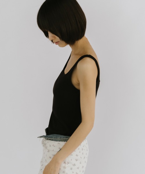 duei(デュイ)の「カップ付スクエアネックタンクトップ/接触冷感/抗菌防臭/UV(タンクトップ・レディース・ブラック/ホワイト・FREE)」の11枚目の写真