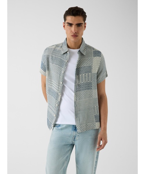 トップス | GUESS(ゲス) JAPAN 公式オンラインストア | GUESS JAPAN