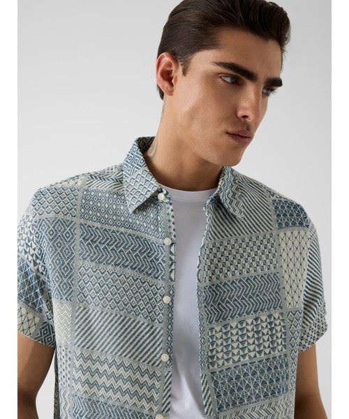 Guess(ゲス)の「MALIK Patchwork Jacquard Shirt シャツ(シャツ/ブラウス・メンズ・その他・SMALL/X-LARGE/MEDIUM/LARGE)」の3枚目の写真