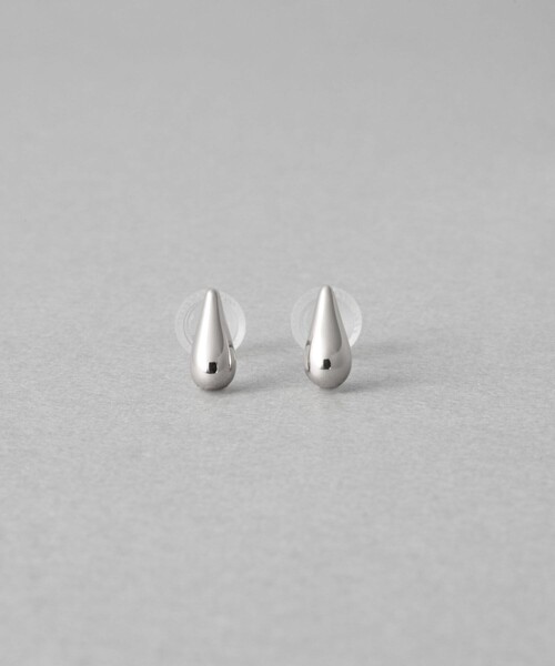 ete(エテ)の「ドロップ ピアス(ピアス(両耳用)・レディース・イエローゴールド/ピンクゴールド/プラチナム・FREE)」の2枚目の写真