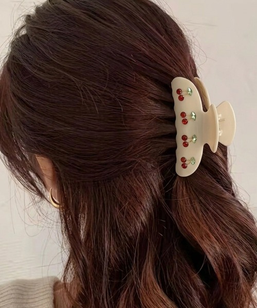 DiamondHearts(ダイヤモンドハーツ)の「さくらんぼモチーフ マーブルヘアクリップ(バレッタ/ヘアクリップ・レディース・アイボリー/ブラック/ピンク・FREE)」の1枚目の写真
