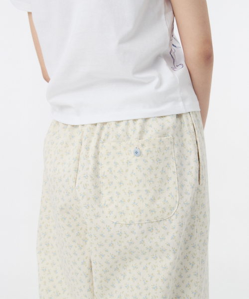 OHESHIO（オヘシオ）の「FLORAL WIDE BANDING PANTS, WHITE（その他パンツ・レディース・その他・FREE）」の6枚目の写真
