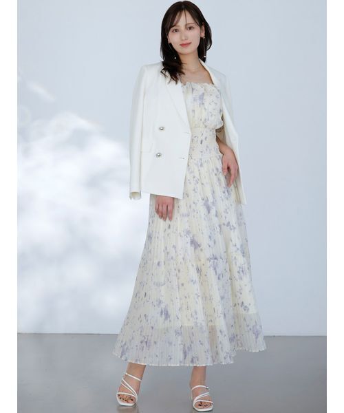 SNIDEL(スナイデル)の「Sustainableオフショルギャザーワンピース(ワンピース・レディース・ライトピンク/ブラウン/イエロー・0/1/00)」の7枚目の写真