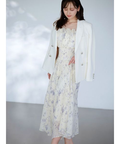 SNIDEL(スナイデル)の「Sustainableオフショルギャザーワンピース(ワンピース・レディース・ライトピンク/ブラウン/イエロー・0/1/00)」の8枚目の写真