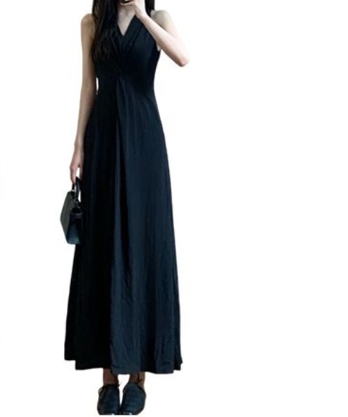AMAJI（アマジ）の「Vネック ホルターネック ワンピース（ワンピース・レディース・ブラウン/ブラック・SMALL/MEDIUM/LARGE/X-LARGE）」の3枚目の写真