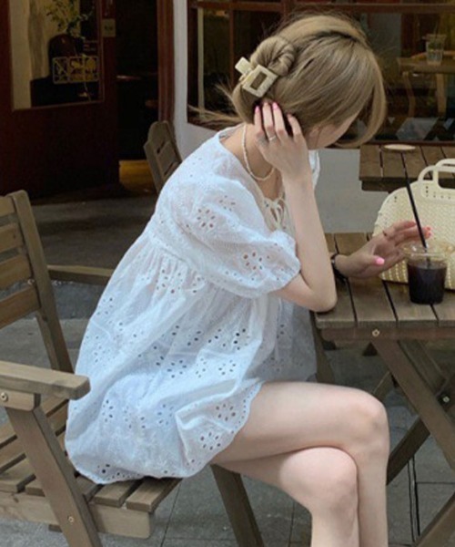 Flugge(フラッジー)の「半袖レースチュニックブラウス(シャツ/ブラウス・レディース・ホワイト・MEDIUM/LARGE)」の3枚目の写真