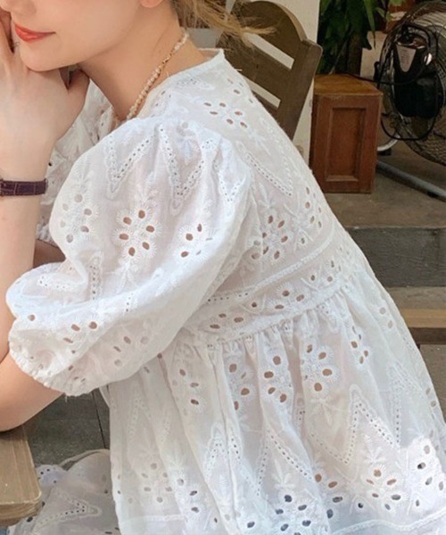 Flugge(フラッジー)の「半袖レースチュニックブラウス(シャツ/ブラウス・レディース・ホワイト・MEDIUM/LARGE)」の5枚目の写真