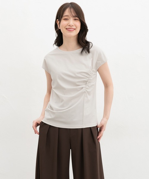 Honeys(ハニーズ)の「【ハニさら・接触冷感・UVカット】アシメギャザートップス(Tシャツ/カットソー・レディース・ダークブラウン系1/ブラック/グレイッシュベージュ・L/LL/M/S)」の12枚目の写真