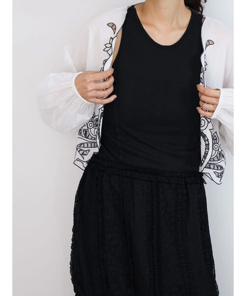 FIKA.(フィーカ)の「Lace panel frill skirt(スカート・レディース・ブラック/オフホワイト・MEDIUM)」の10枚目の写真