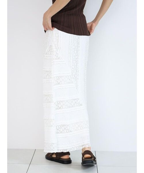 FIKA.(フィーカ)の「Lace panel frill skirt(スカート・レディース・ブラック/オフホワイト・MEDIUM)」の16枚目の写真