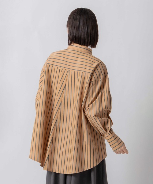 Kelen(ケレン)の「「KELEN / ケレン」釦ダウンデザインストライプシャツ(シャツ/ブラウス・レディース・サックスブルー/ベージュ/ライトベージュ・S/M)」の14枚目の写真