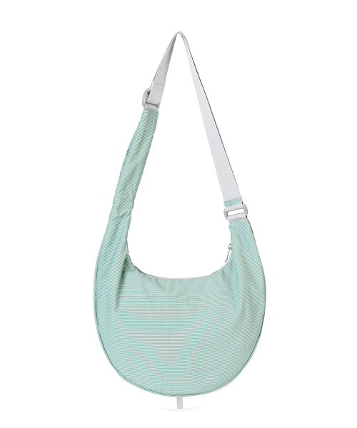 FENNEC（フェネック）の「AIRY SLING BAG - MINT（ショルダーバッグ・レディース・その他・FREE）」の4枚目の写真
