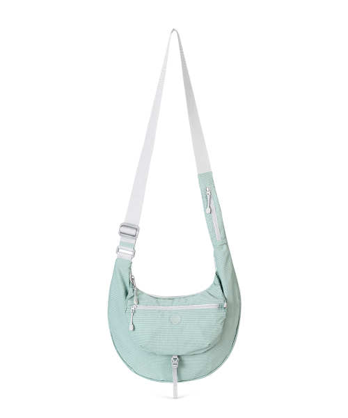 FENNEC（フェネック）の「AIRY SLING BAG - MINT（ショルダーバッグ・レディース・その他・FREE）」の5枚目の写真
