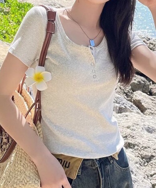 NANEA(ナネア)の「リングドットヘンリーネックT(Tシャツ/カットソー・レディース・グレー/ブラック/ホワイト・LARGE/MEDIUM)」の11枚目の写真