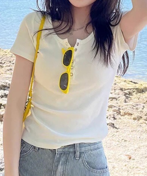 NANEA(ナネア)の「リングドットヘンリーネックT(Tシャツ/カットソー・レディース・グレー/ブラック/ホワイト・LARGE/MEDIUM)」の14枚目の写真