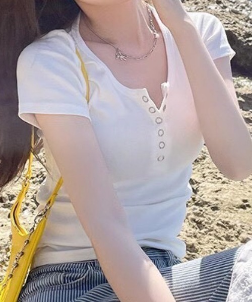 NANEA(ナネア)の「リングドットヘンリーネックT(Tシャツ/カットソー・レディース・グレー/ブラック/ホワイト・LARGE/MEDIUM)」の19枚目の写真