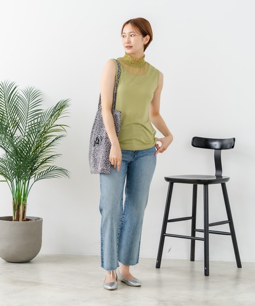 fort point(フォーポイント)の「【C-FORTPOINT/フォートポイント】【上品なハイネックデザインが大人可愛い!】レース切り替えタンクトップ 首元カバー レイヤード 上品 華やか カジュアル フェミニン 通気性(タンクトップ・レディース・チャコールグレー/イエロー系その他/アイボリー/ブラック・FREE)」の13枚目の写真
