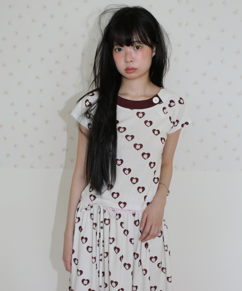 NOFFICIALNOFFICE(ノフィシャルノフィス)の「ハートベリーボタントップ アイボリー(Tシャツ/カットソー・レディース・その他・FREE)」の2枚目の写真