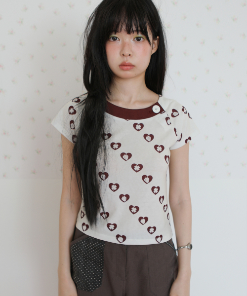 NOFFICIALNOFFICE(ノフィシャルノフィス)の「ハートベリーボタントップ アイボリー(Tシャツ/カットソー・レディース・その他・FREE)」の3枚目の写真