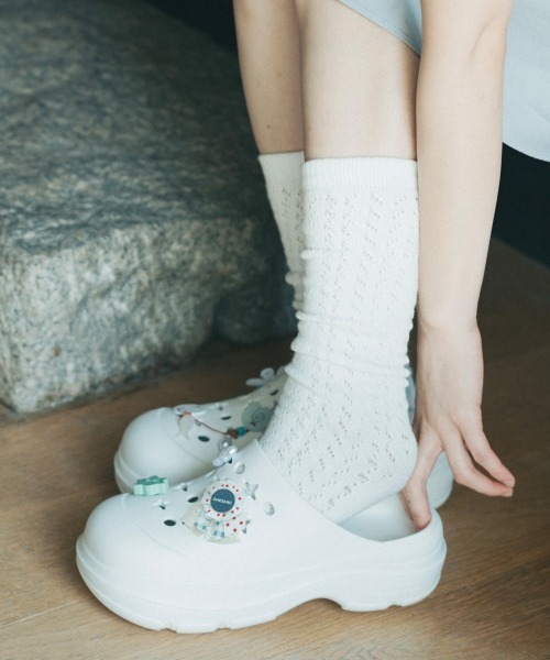 ROCKFISH WEATHERWEAR（ロックフィッシュウェザーウェア）の「[x OHESHIO] HAYDEN CLOG（サンダル・レディース・ホワイト/ブラック・24.0cm/25.0cm/23.0cm）」の16枚目の写真