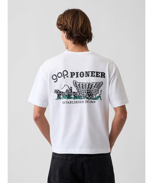 GAP(ギャップ)の「ヘビーウェイト GAP Pioneer グラフィックTシャツ(Tシャツ/カットソー・メンズ・ネイビー/ブラック/ホワイト/その他・XS/S/M/L/XL)」の21枚目の写真
