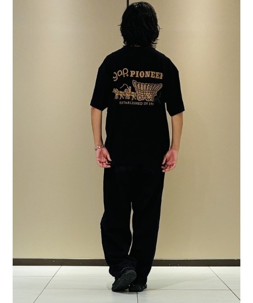 GAP(ギャップ)の「ヘビーウェイト GAP Pioneer グラフィックTシャツ(Tシャツ/カットソー・メンズ・ネイビー/ブラック/ホワイト/その他・XS/S/M/L/XL)」の16枚目の写真