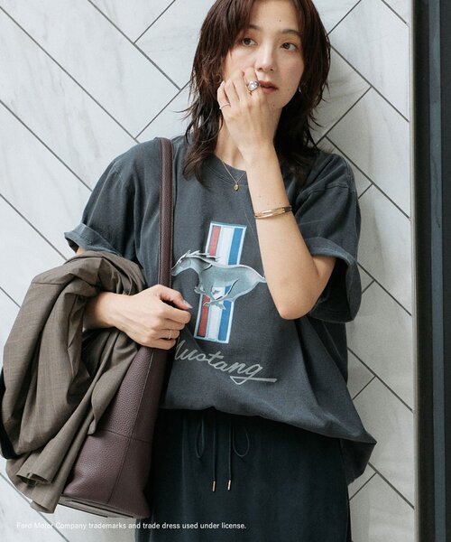 RIVE DROITE(リヴドロワ)の「予約【別注/綿100%】FORD MUSTANG Tee(Tシャツ/カットソー・レディース・チャコールグレー・FREE)」の4枚目の写真