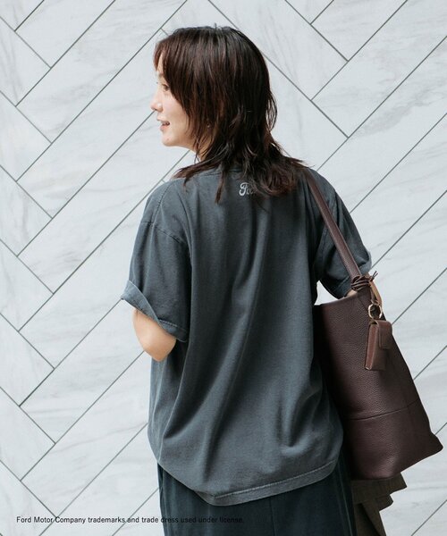 RIVE DROITE(リヴドロワ)の「予約【別注/綿100%】FORD MUSTANG Tee(Tシャツ/カットソー・レディース・チャコールグレー・FREE)」の2枚目の写真
