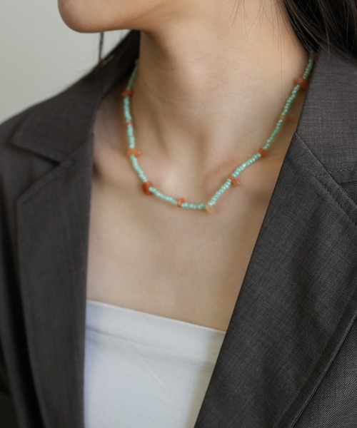 Kotoe(コトエ)の「【UNISEX】 ストーン調 ガラスビーズチョーカー(チョーカー・レディース・ピンク/グリーン/ストーン/パープル/マルチ/ブラウン/ブラック・FREE)」の19枚目の写真