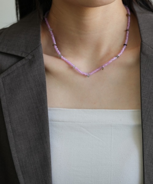 Kotoe(コトエ)の「【UNISEX】 ストーン調 ガラスビーズチョーカー(チョーカー・レディース・ピンク/グリーン/ストーン/パープル/マルチ/ブラウン/ブラック・FREE)」の22枚目の写真