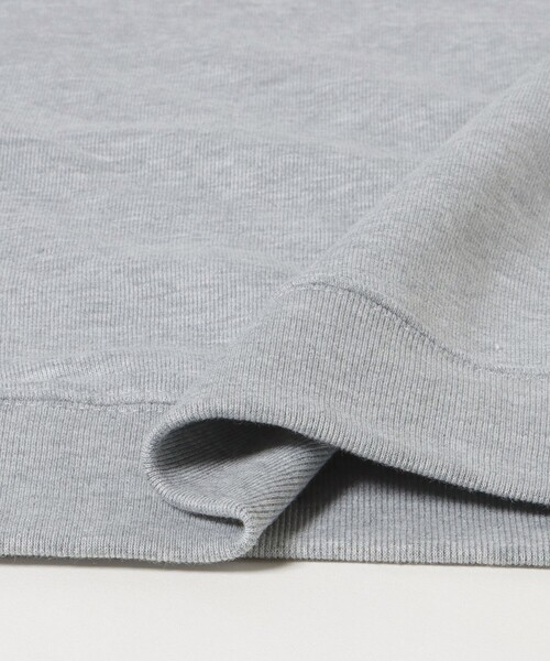 BEAMS T(ビームスティー)の「BEAMS T / Pitcher Bear Crewneck Sweat(スウェット・メンズ・ブラック/グレー・MEDIUM/SMALL/X-LARGE/LARGE)」の7枚目の写真