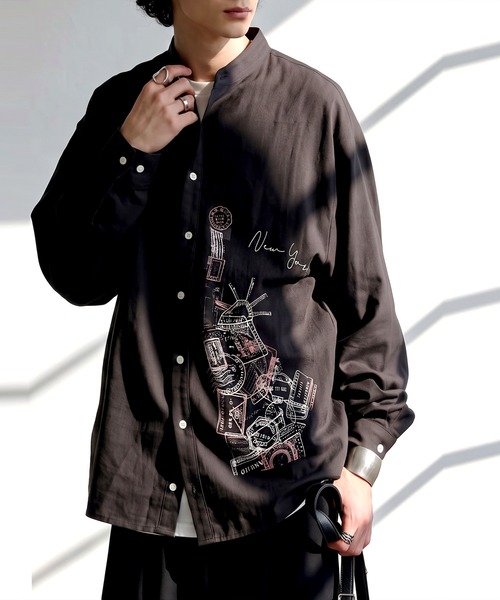 antiqua(アンティカ)の「アートプリント シャツ(シャツ/ブラウス・レディース・ホワイト/ブラック・ONESIZE)」の7枚目の写真