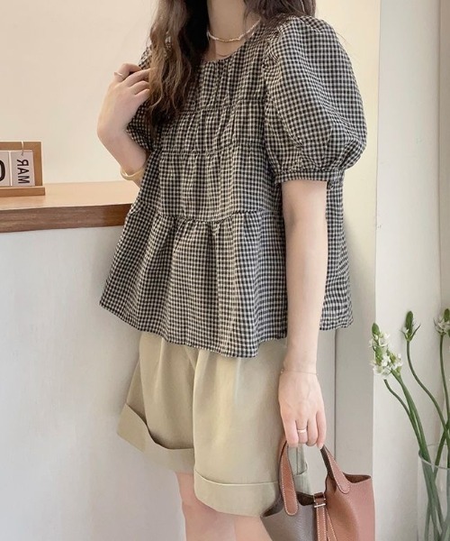 FAVORITO(ファヴォリート)の「パフスリーブチェック柄ブラウス(シャツ/ブラウス・レディース・ブラック・S/M/L/XL)」の3枚目の写真