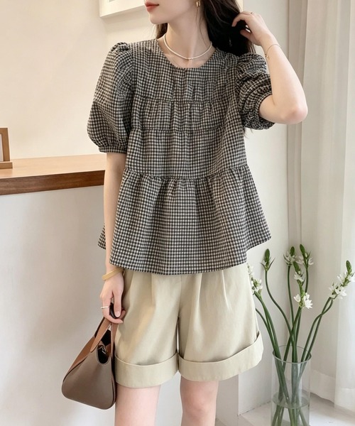 FAVORITO(ファヴォリート)の「パフスリーブチェック柄ブラウス(シャツ/ブラウス・レディース・ブラック・S/M/L/XL)」の6枚目の写真