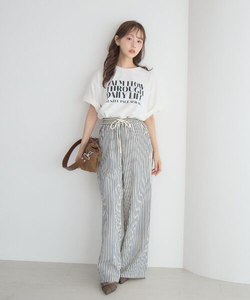 RETRO GIRL(レトロガール)の「クラックプリントBIGTシャツ(Tシャツ/カットソー・レディース・オフホワイト/チャコールグレー/ブラウン・FREE)」の6枚目の写真