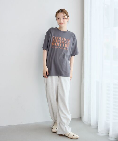 RETRO GIRL(レトロガール)の「クラックプリントBIGTシャツ(Tシャツ/カットソー・レディース・オフホワイト/チャコールグレー/ブラウン・FREE)」の21枚目の写真