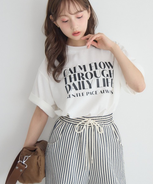 RETRO GIRL(レトロガール)の「クラックプリントBIGTシャツ(Tシャツ/カットソー・レディース・オフホワイト/チャコールグレー/ブラウン・FREE)」の2枚目の写真