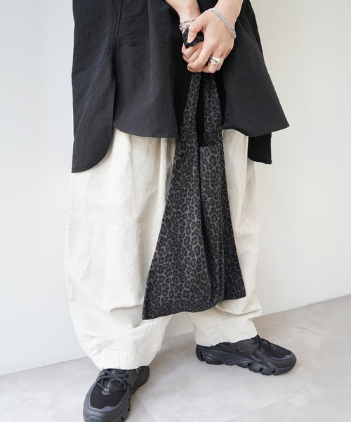 JOURNAL STANDARD LUXE(ジャーナルスタンダード ラックス)の「レオパツイル BAG(ショルダーバッグ・レディース・チャコールグレー/ブラウン/ベージュ・FREE)」の4枚目の写真