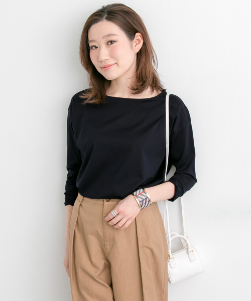 URBAN RESEARCH(アーバンリサーチ)の「UR ペルビアンボートネックプルオーバー(Tシャツ/カットソー・レディース・ホワイト/ホワイト系その他/ネイビー/ラベンダー・FREE)」の4枚目の写真