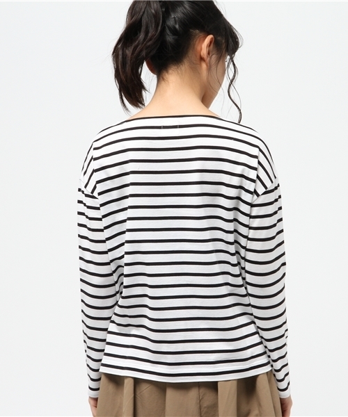 URBAN RESEARCH(アーバンリサーチ)の「UR ペルビアンボートネックプルオーバー(Tシャツ/カットソー・レディース・ホワイト/ホワイト系その他/ネイビー/ラベンダー・FREE)」の9枚目の写真