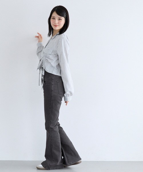 coca（coca）（コカ）の「ユース　デニムハイウエストフレアパンツ（デニムパンツ・レディース・ブラック/ライトブルー・L/M/S）」の13枚目の写真